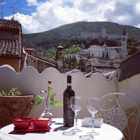 스폴레토 Sotto I Tetti Del Borgo 아파트 외부 사진