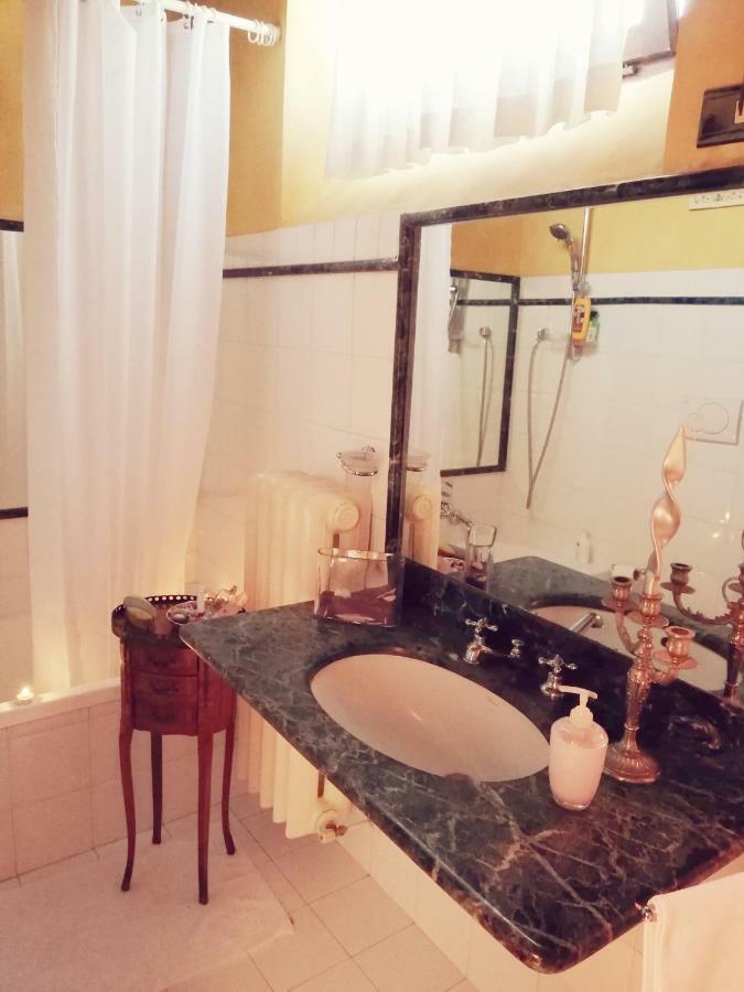 스폴레토 Sotto I Tetti Del Borgo 아파트 외부 사진